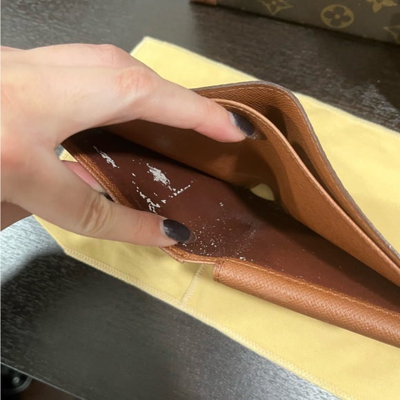 Louis Vuitton Monogram Marco Wallet - Picture 10 of 13